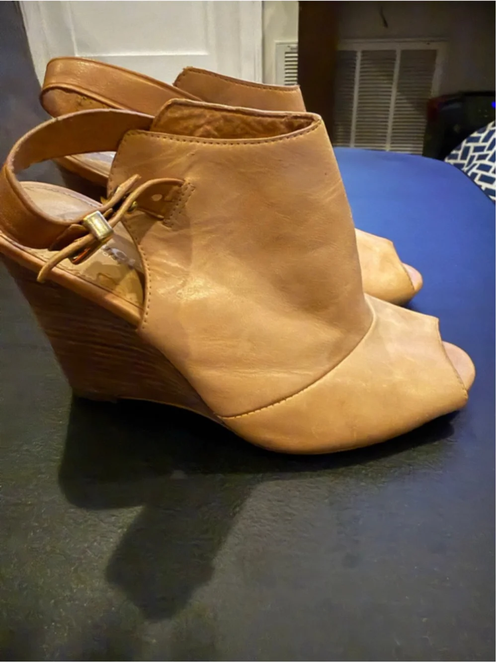 Women's COACH Tan Leather Peep Toe Wedge Heels Size 6